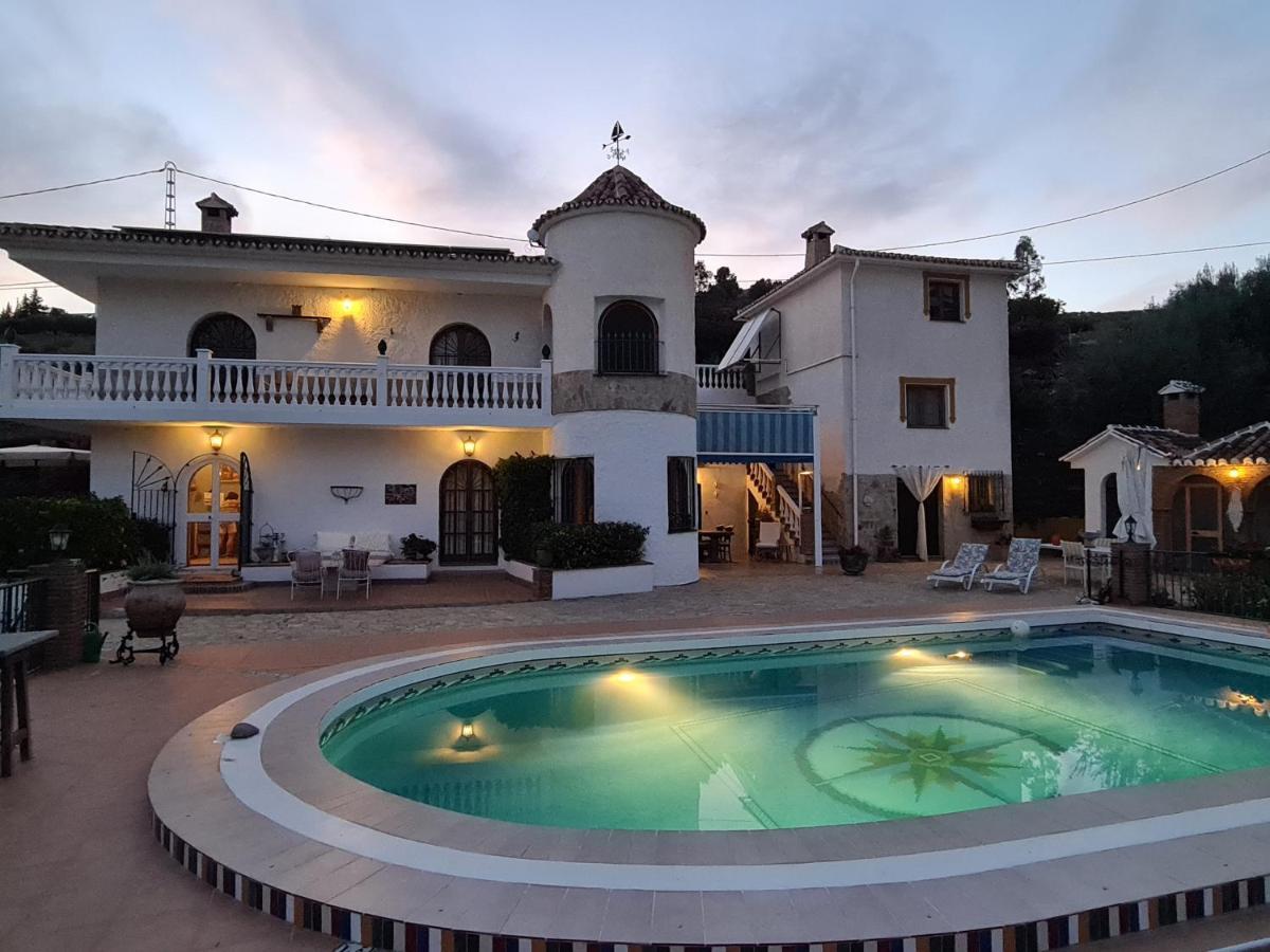Bed and Breakfast Casa Estrella De Salia Alcaucín Exterior foto